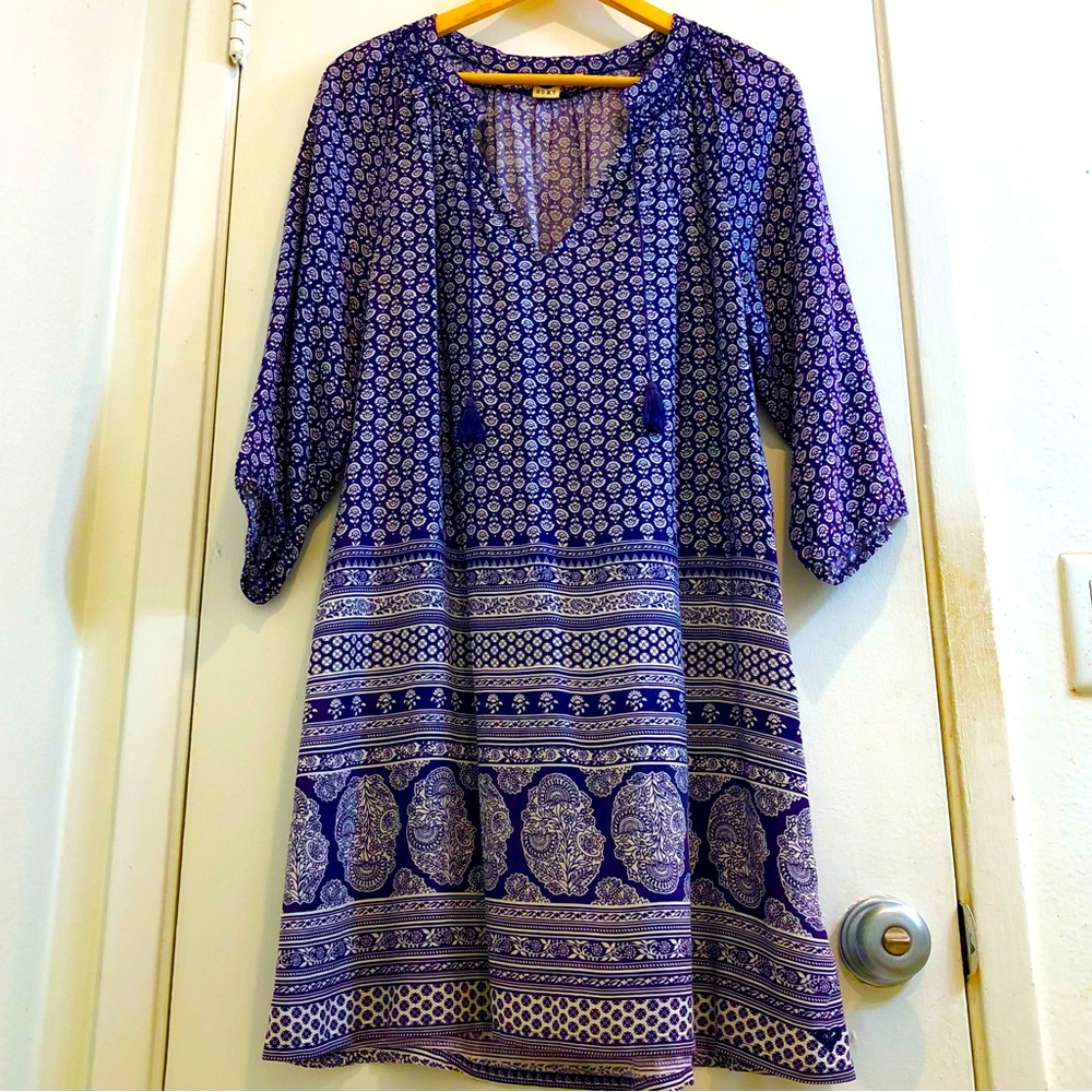Roxy Ditsy Floral BoHo Shift Dress Open V-Neck With Drawstring 3/4 Sleeve Medium